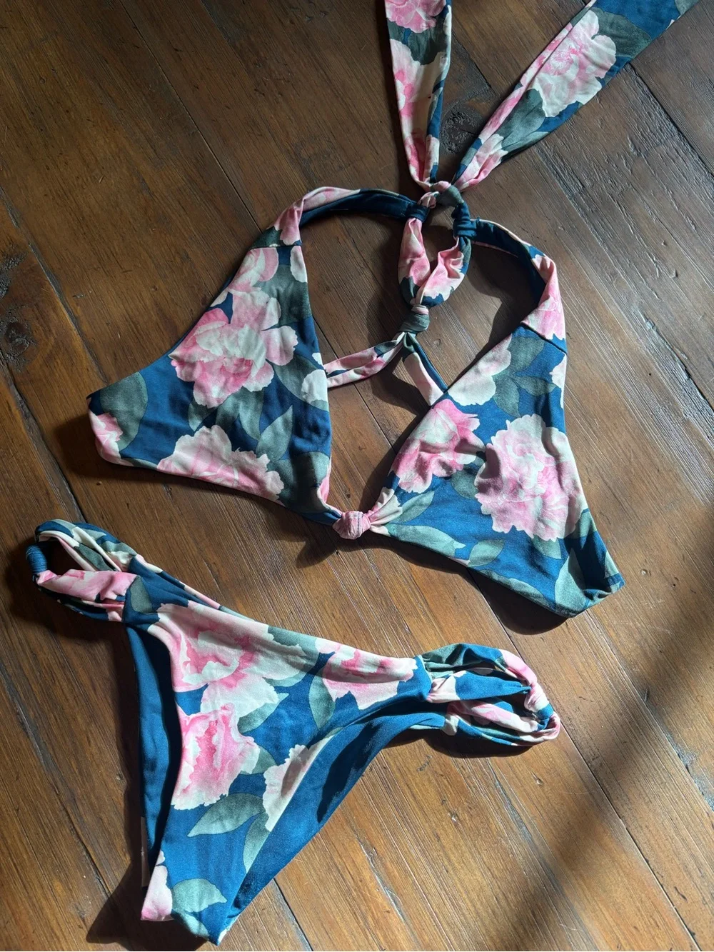 Frankie’s bikinis floral bikini set